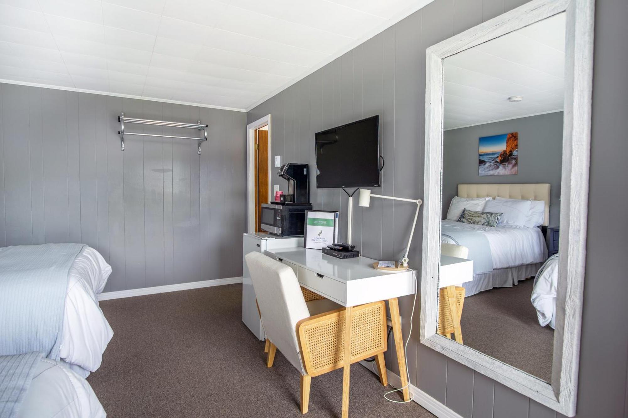 Hotel Friars Bay & Welshpool